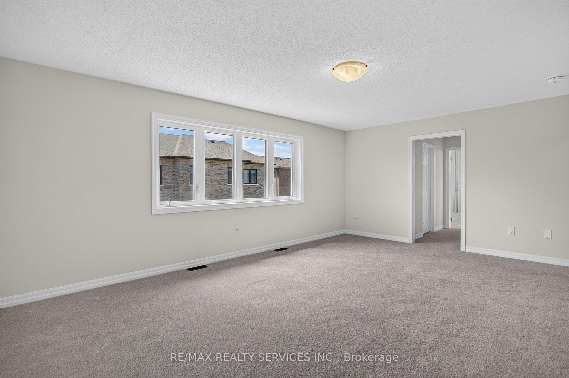 244 Warden Street photo 34