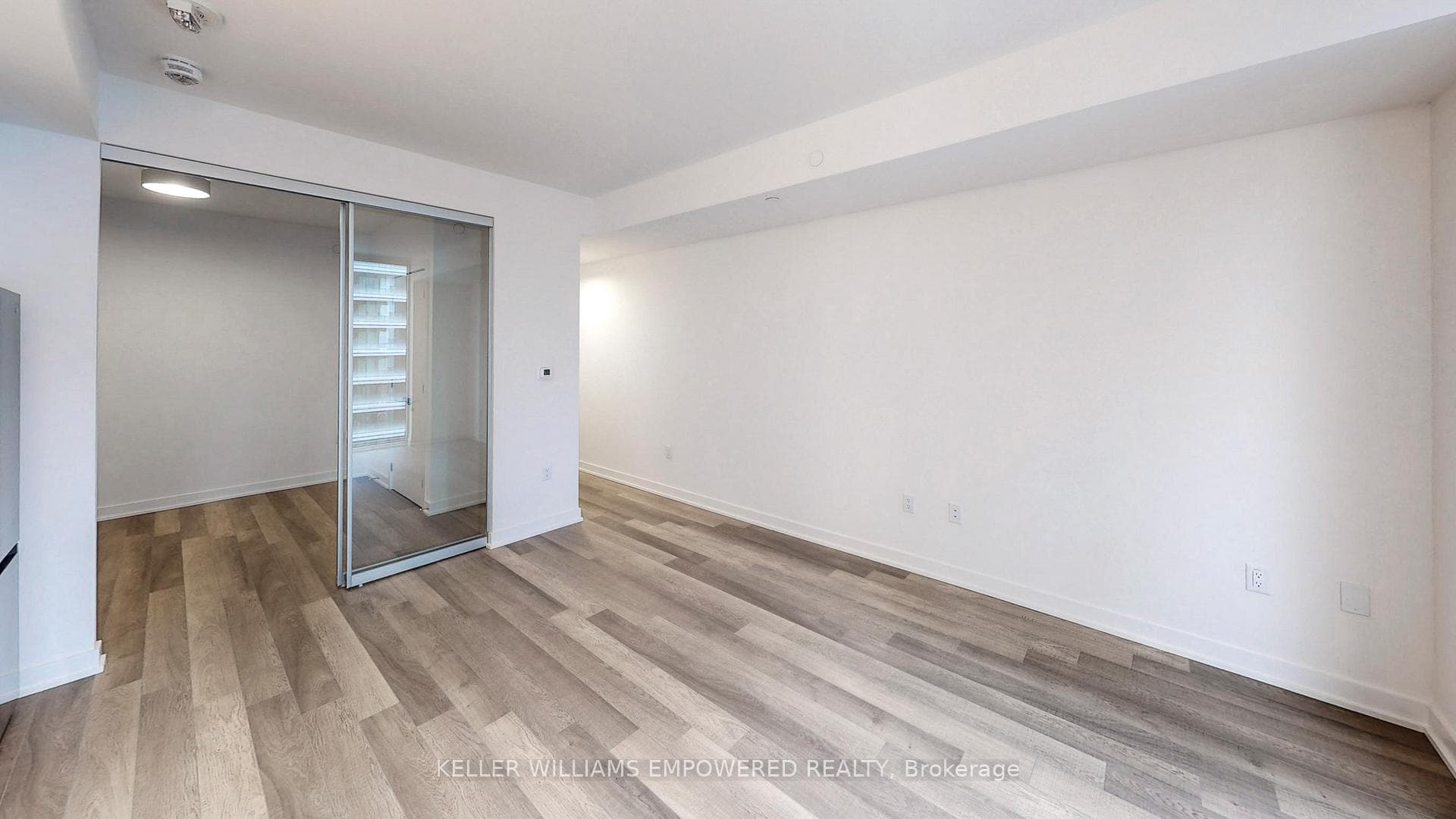 357 King Street Unit 3107 photo 14