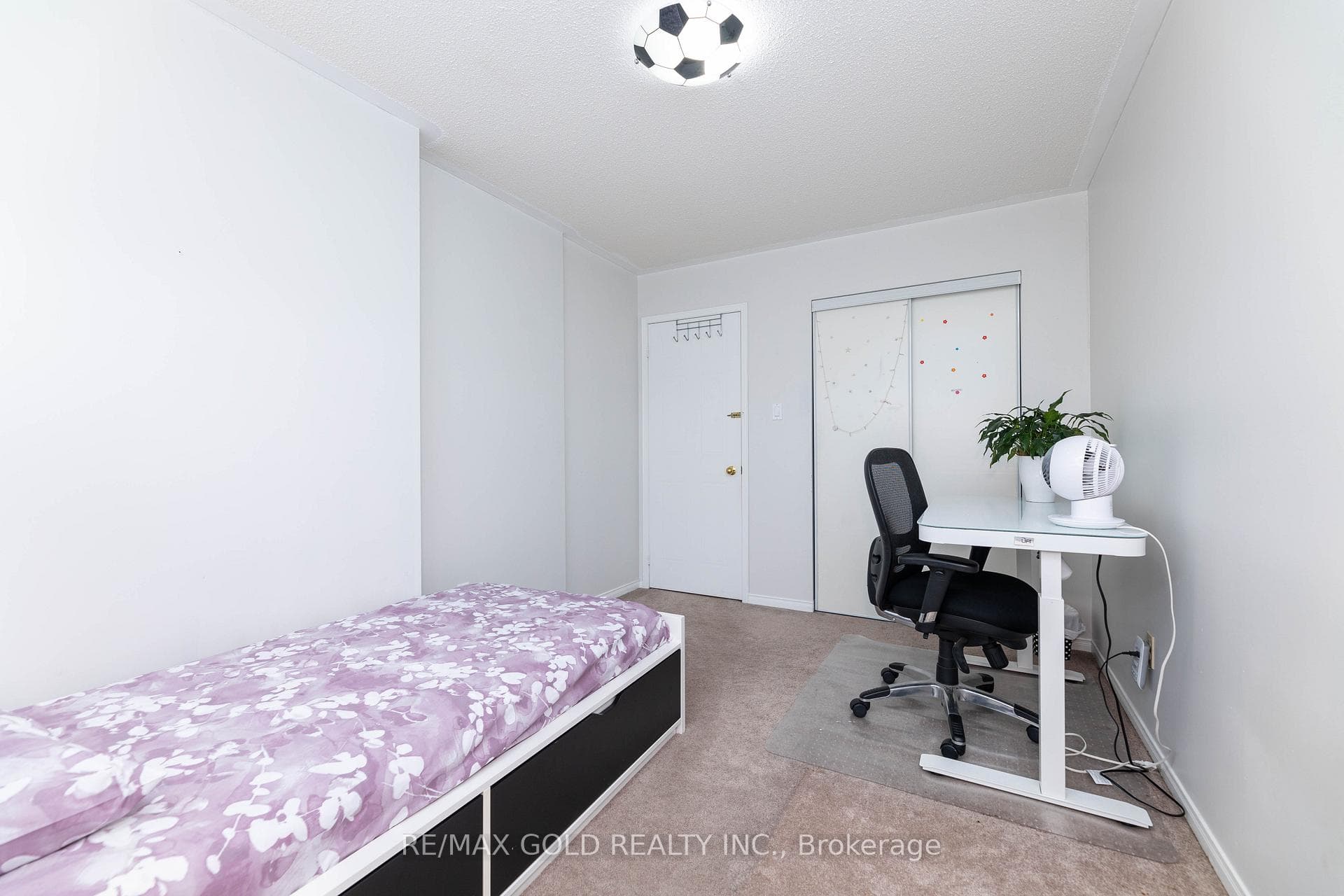 154 Kenwood Drive photo 18