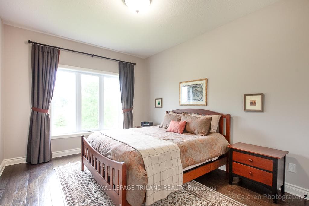 2195 Callingham Drive photo 20