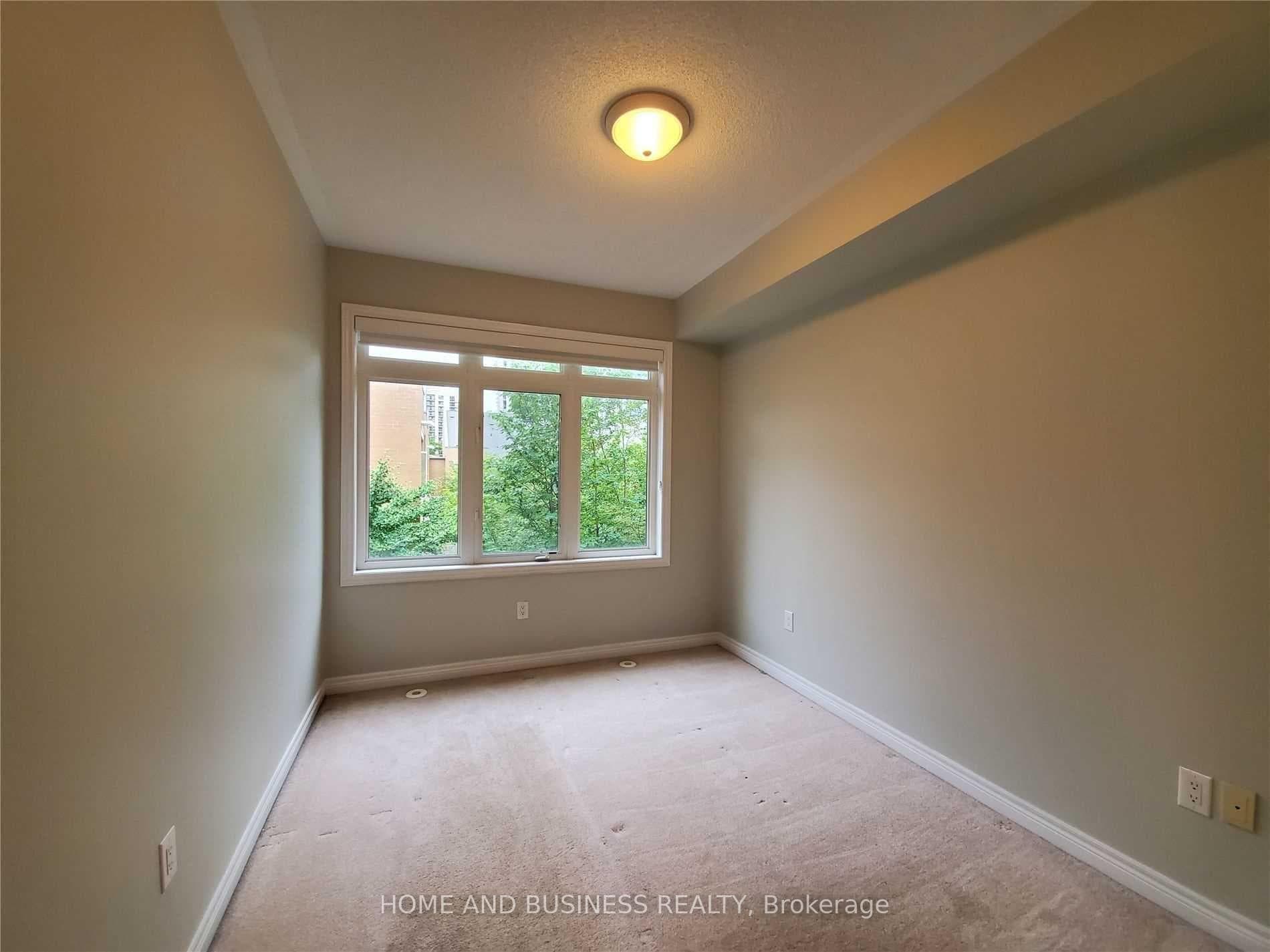 383 Prince Of Wales Drive Unit 107 photo 12