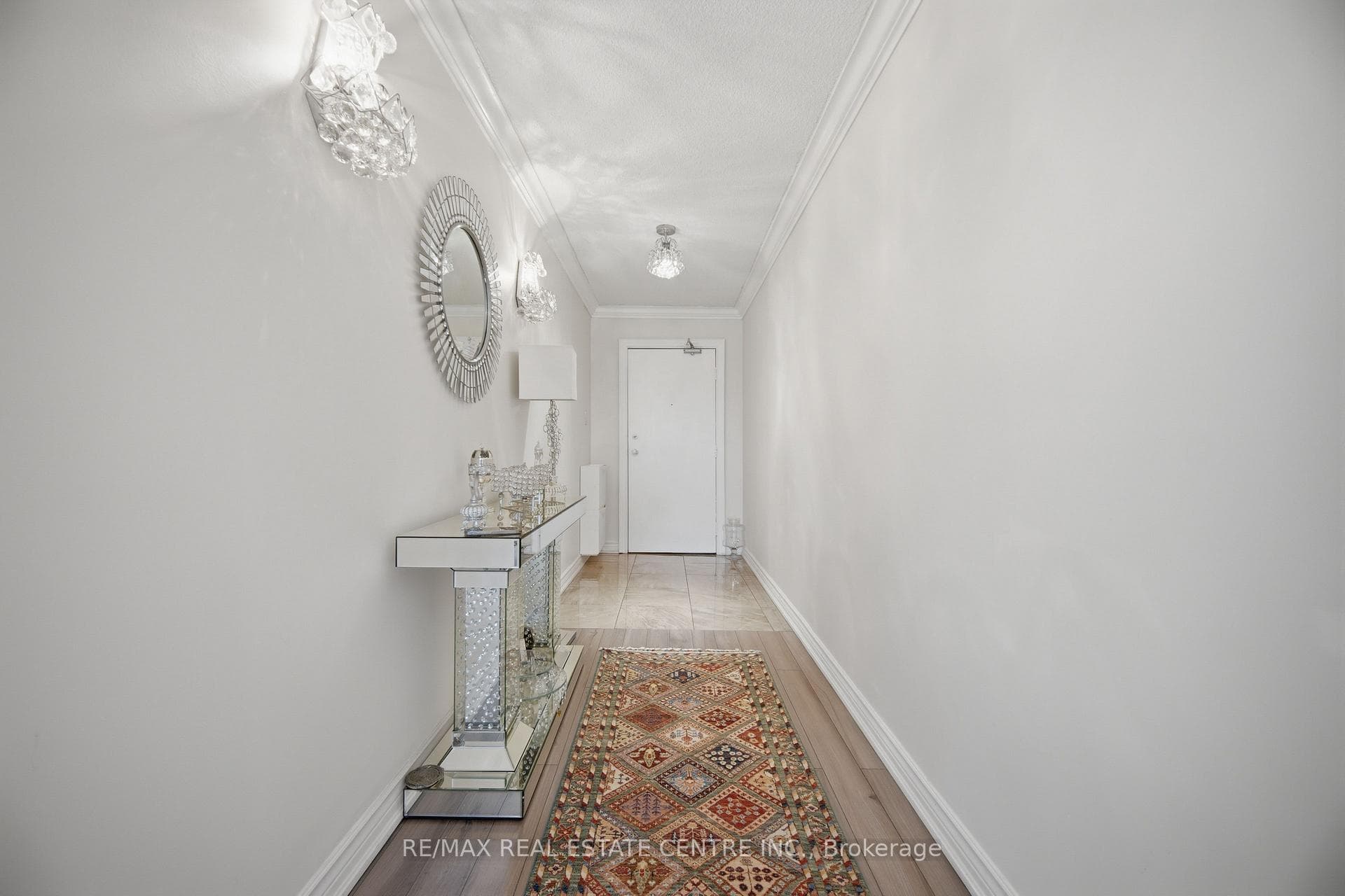 1470 Midland Avenue Unit 718 photo 5