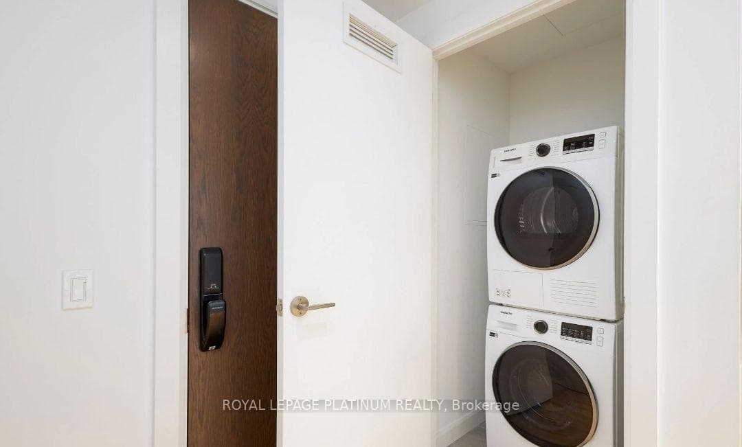 741 King Street Unit 1310 photo 14