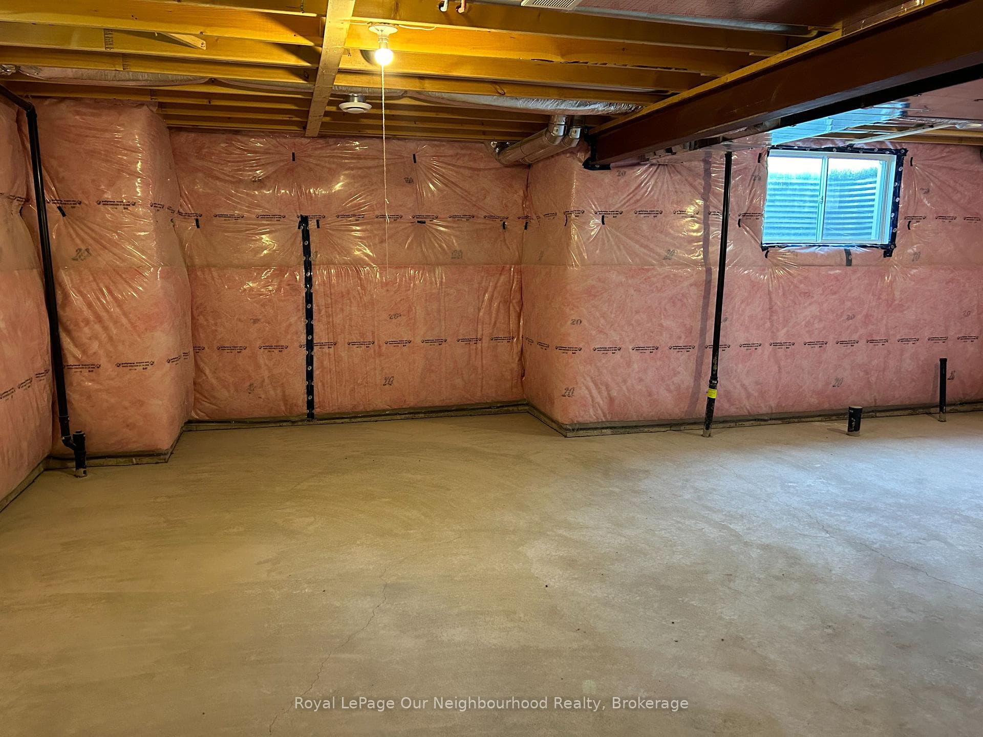 484 Joseph Gale Street photo 25