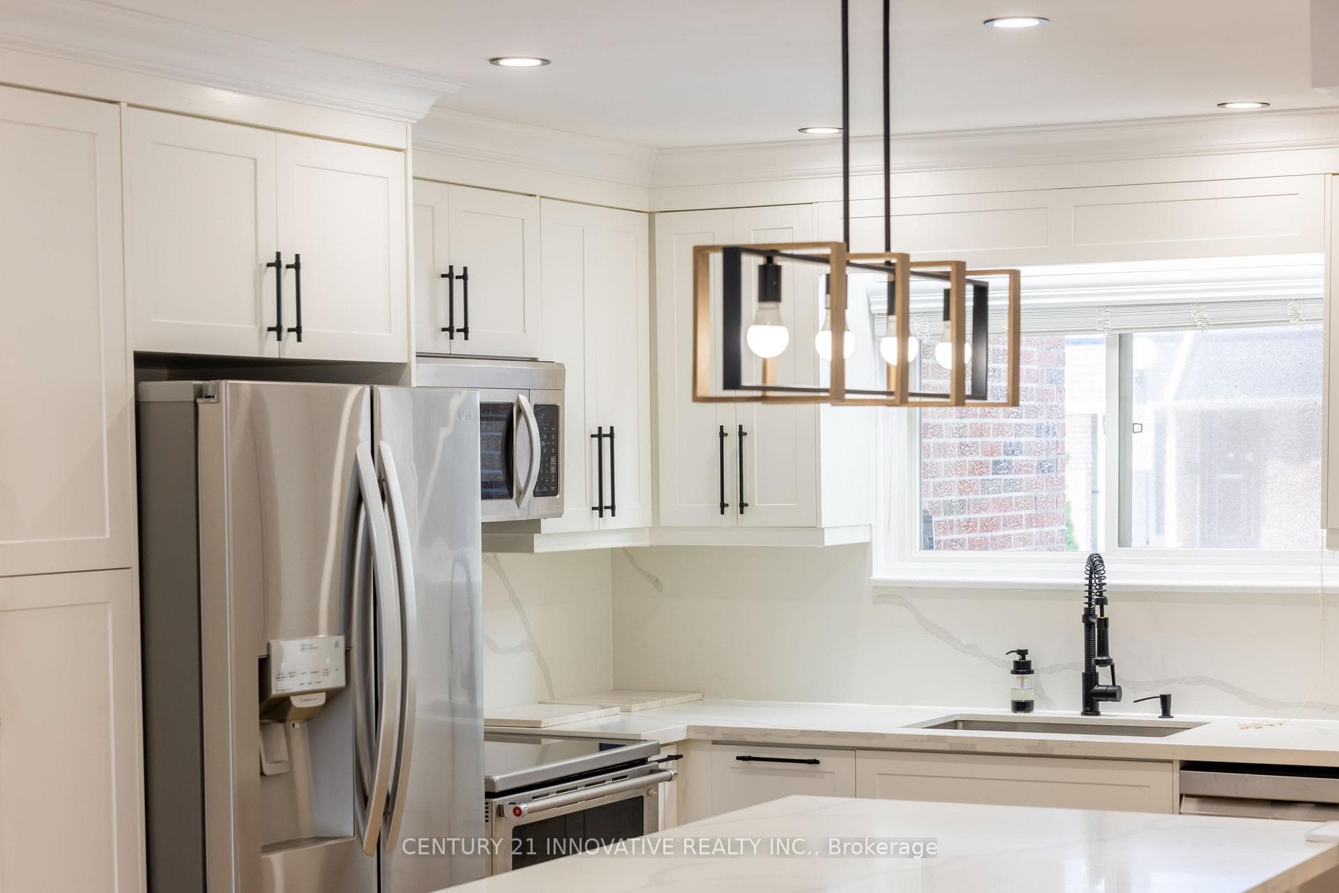 2451 Bridletowne Circle Unit 19 photo 9