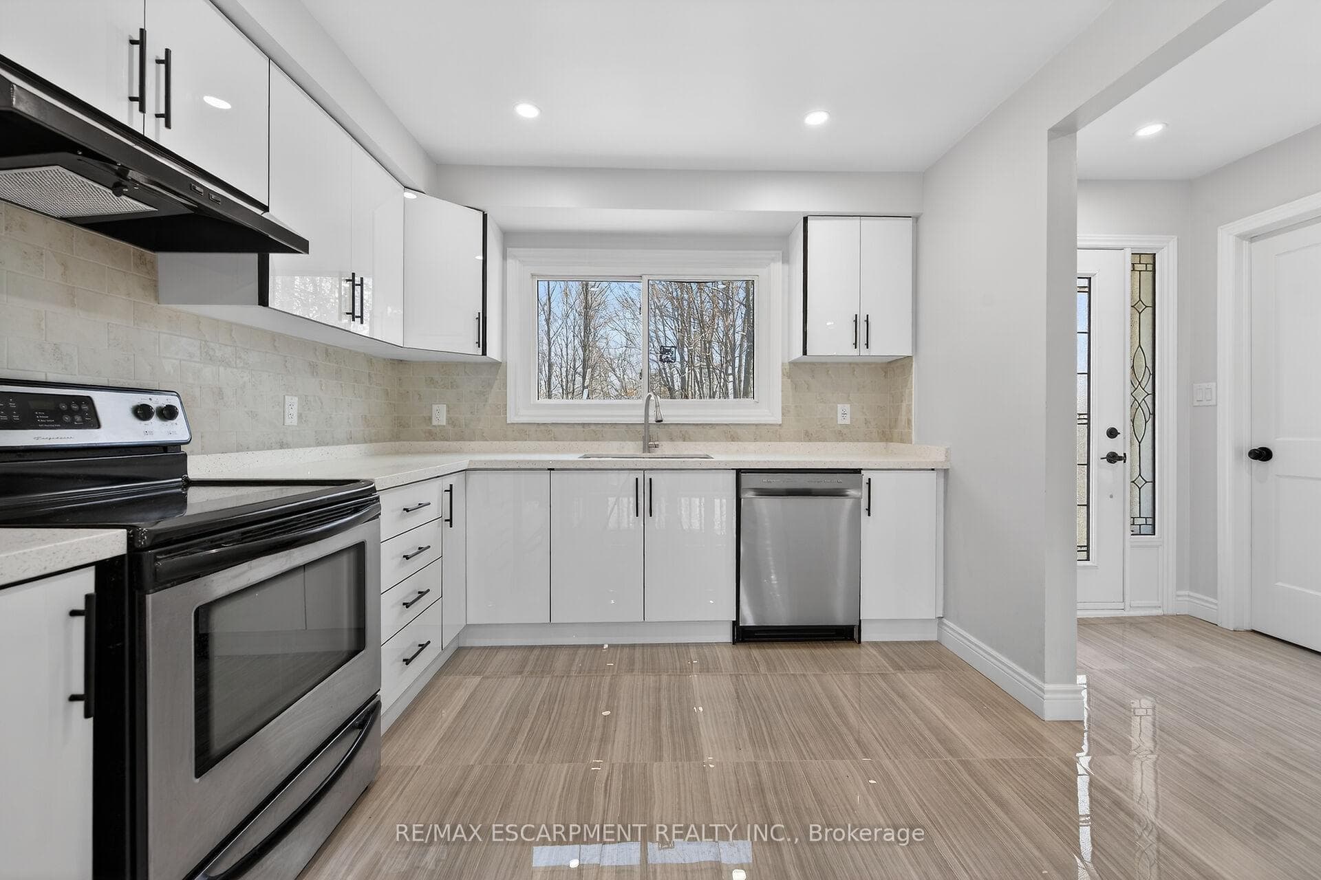 2050 Upper Middle Road Unit 153 photo 10