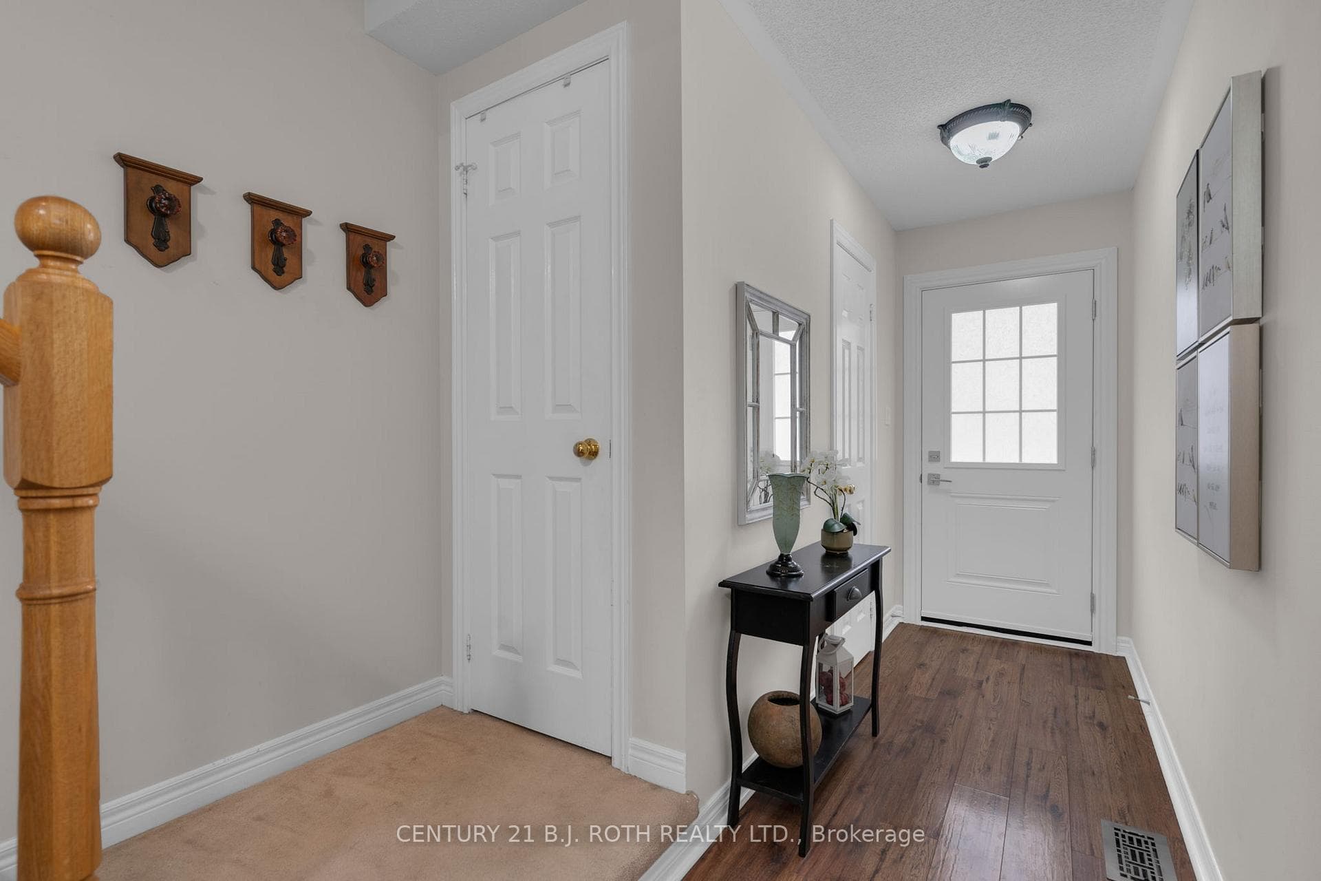 430 Mapleview Drive Unit 30 photo 3