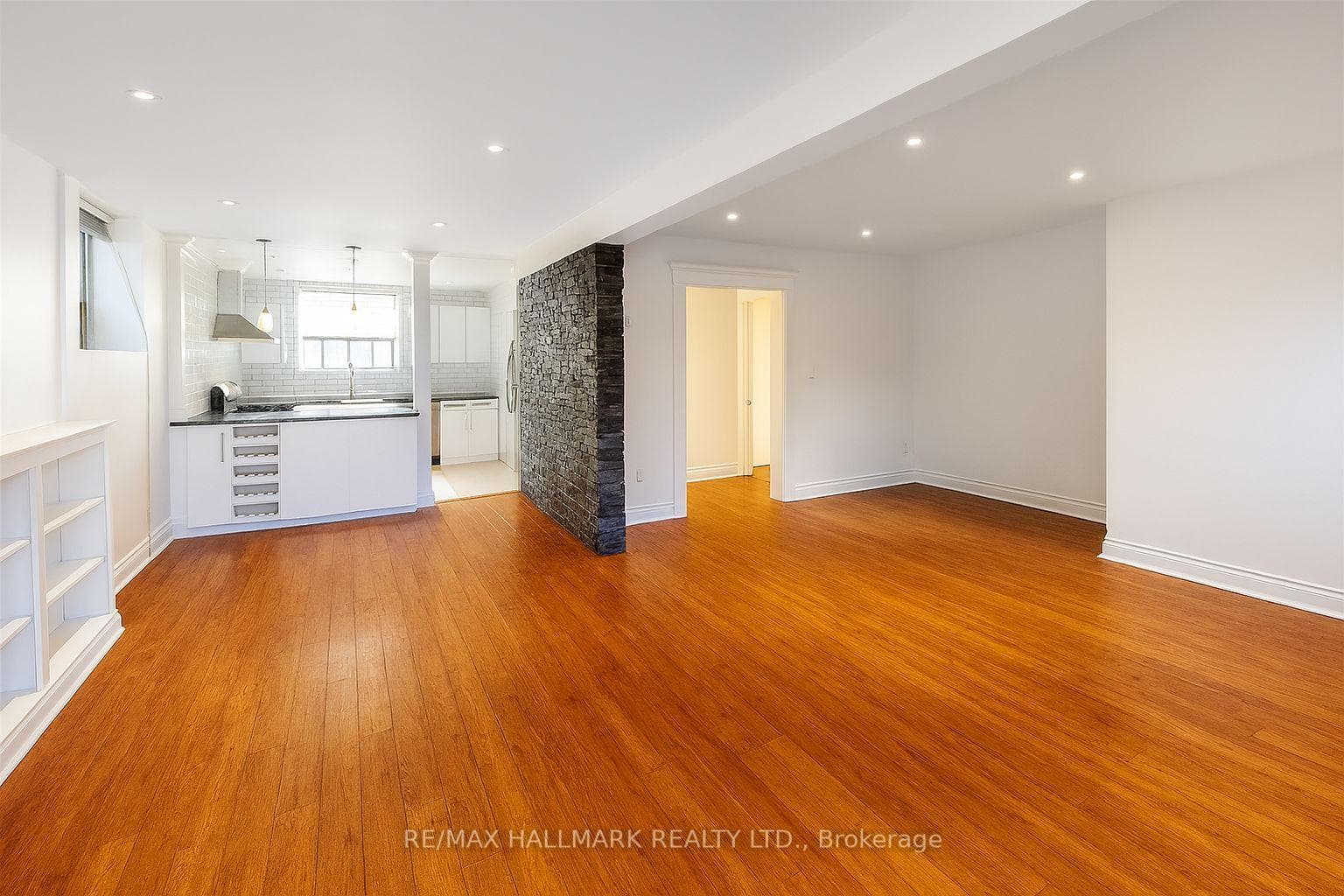 20 Triller Avenue Unit 1 photo 1