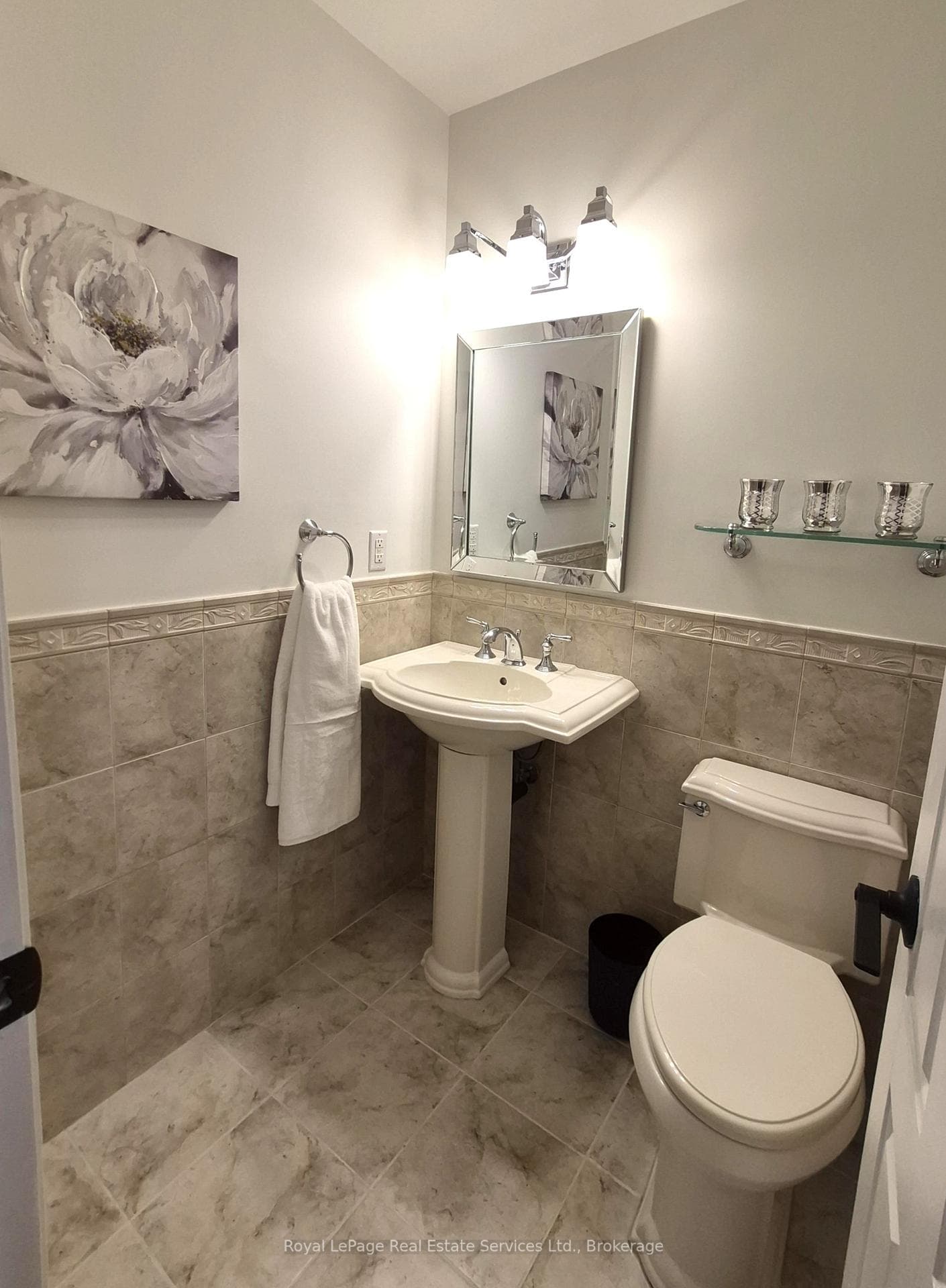 184 Dundas Street photo 8