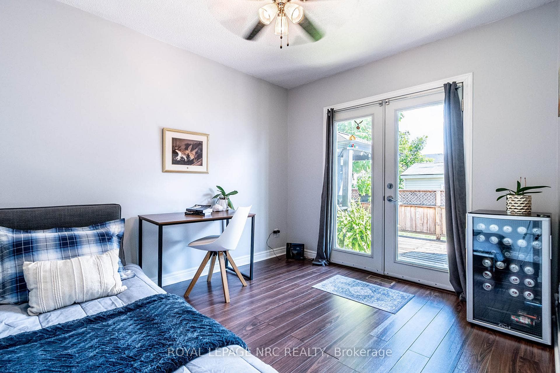 23 Marc Boulevard photo 19