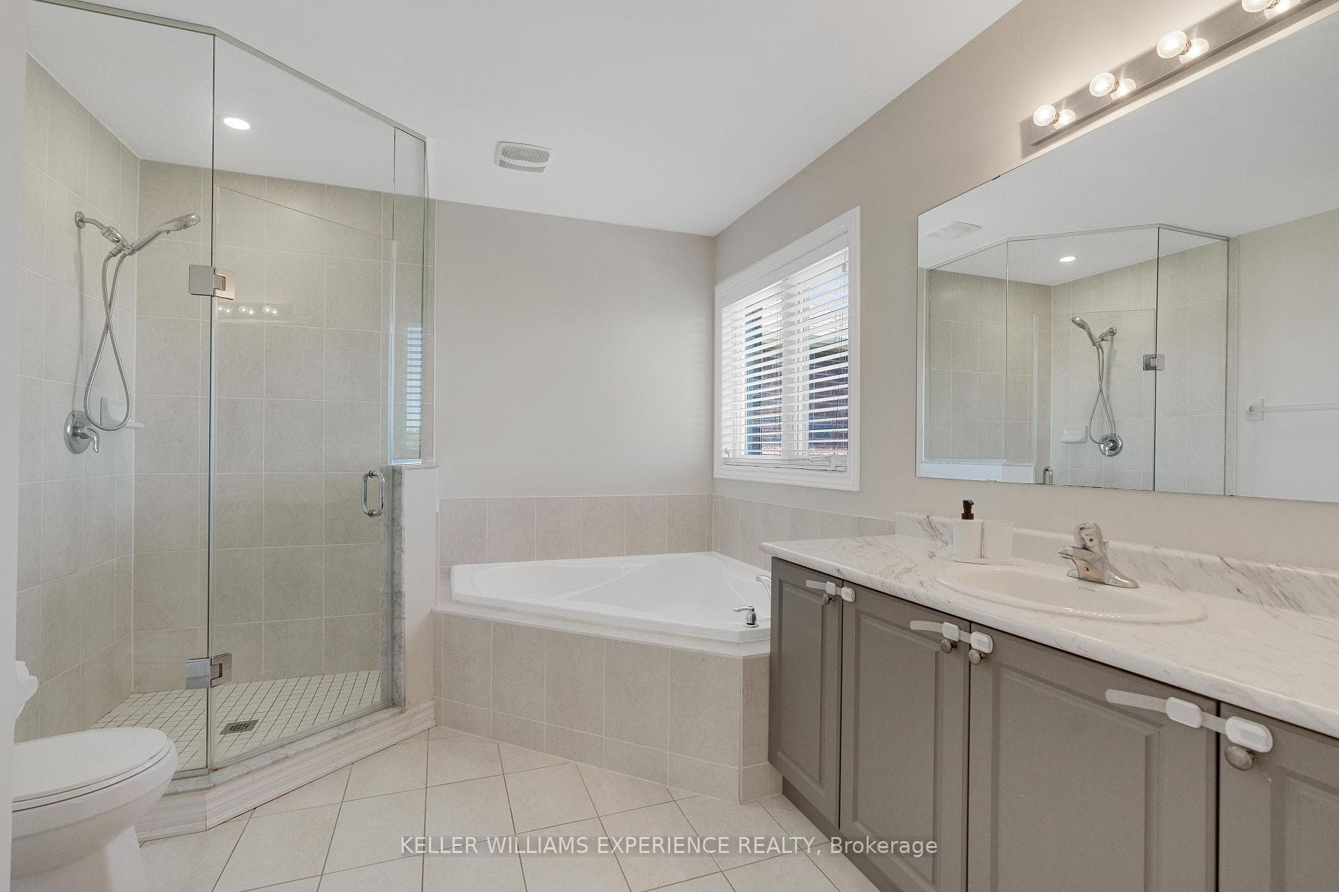 126 Terry Clayton Avenue photo 21