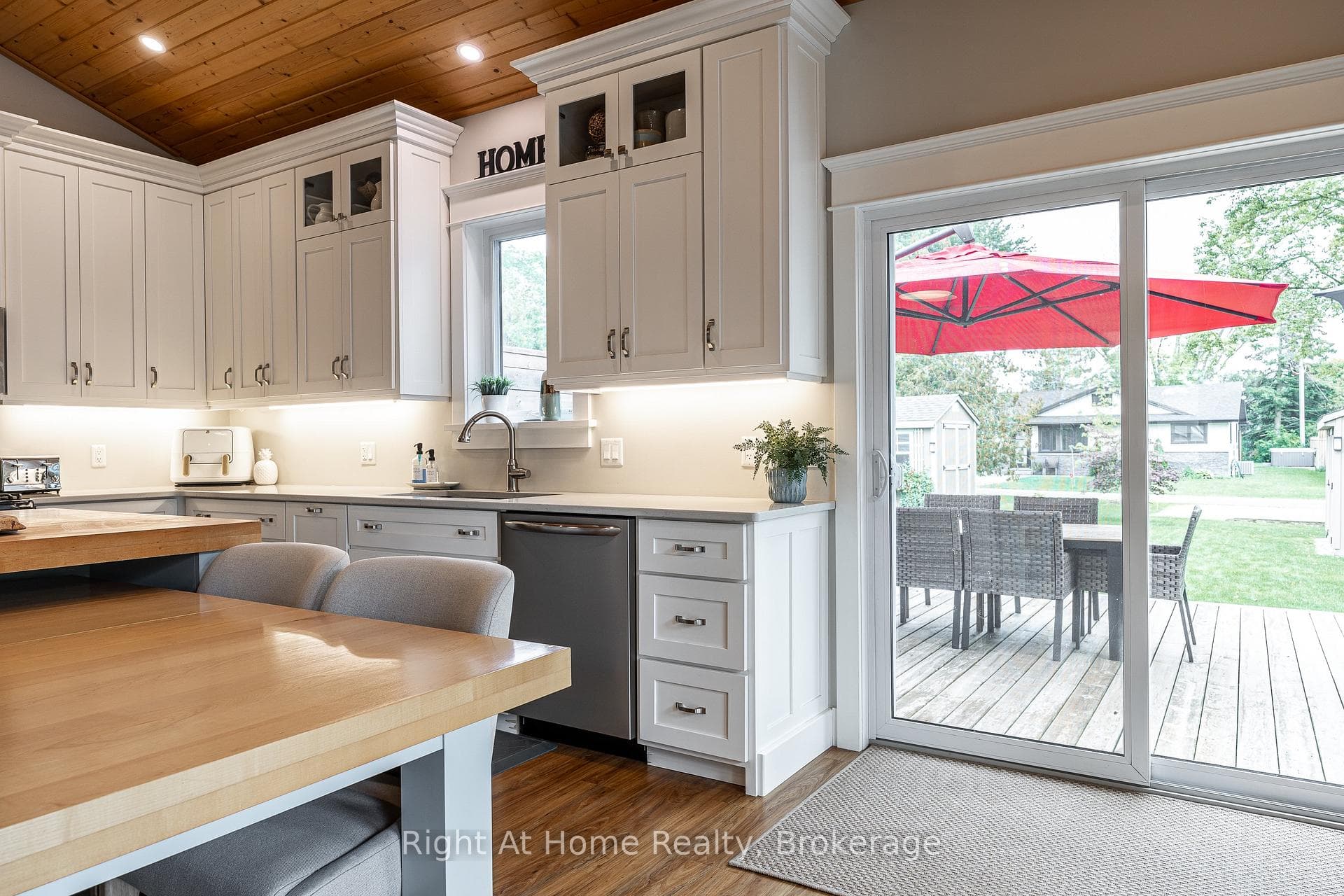 71214 Anne Street photo 15