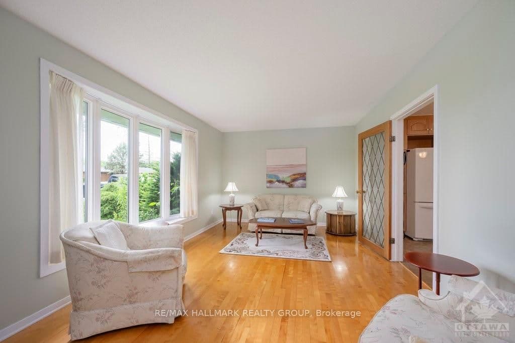 3120 SOUTHMORE Drive photo 4