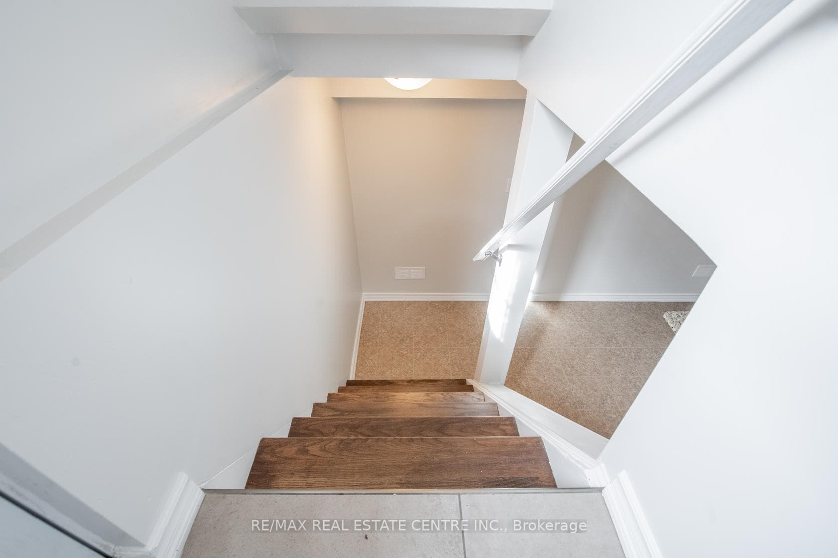 2 Bellingham Drive Unit 2 photo 6