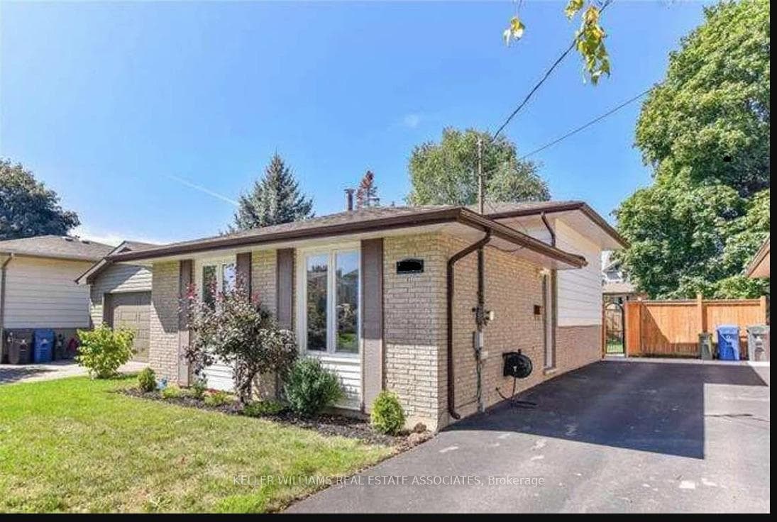 166 Country Club Drive photo 3