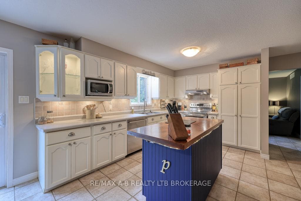 94 Mason Drive photo 14