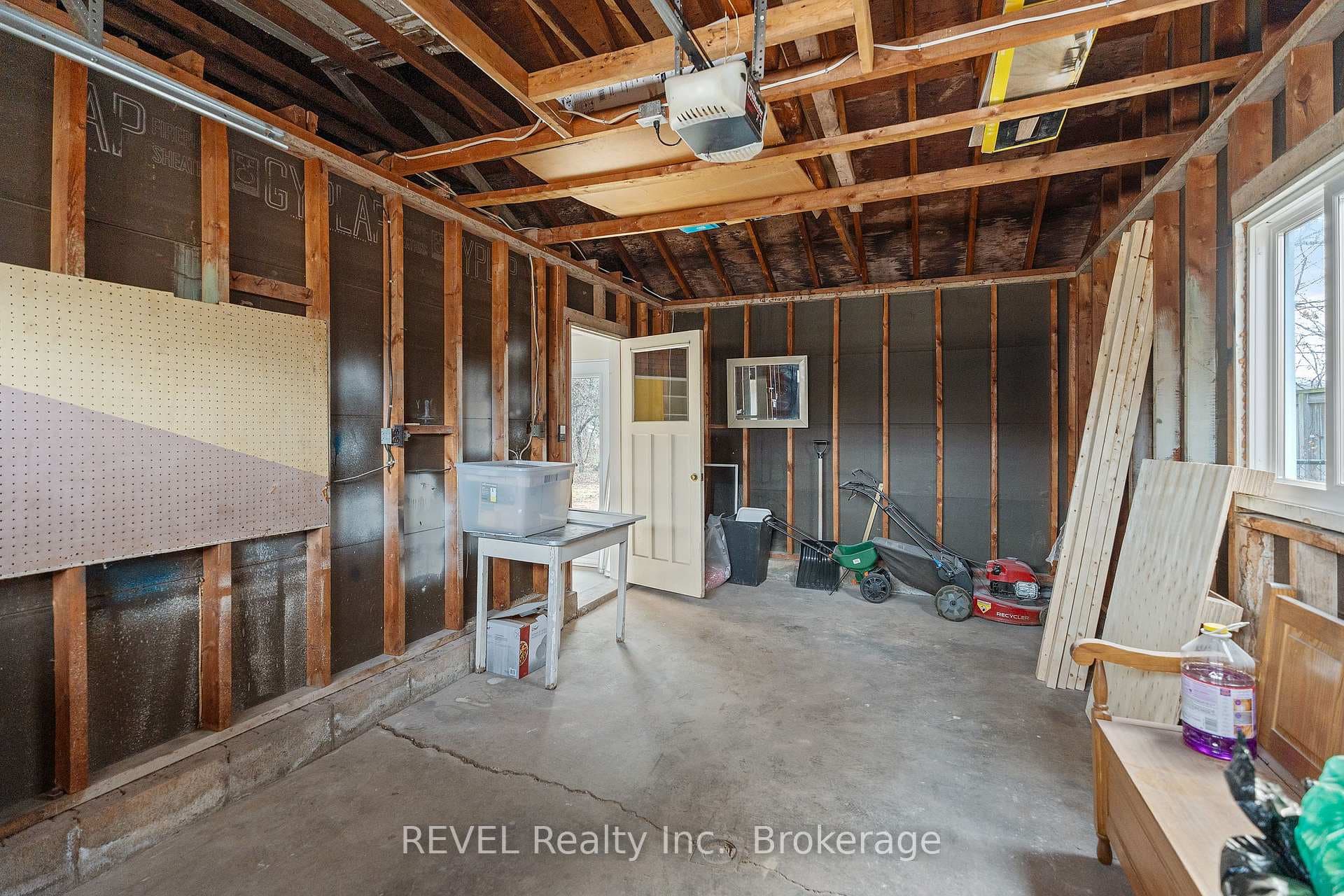 28 Dale Avenue Unit 1 photo 24