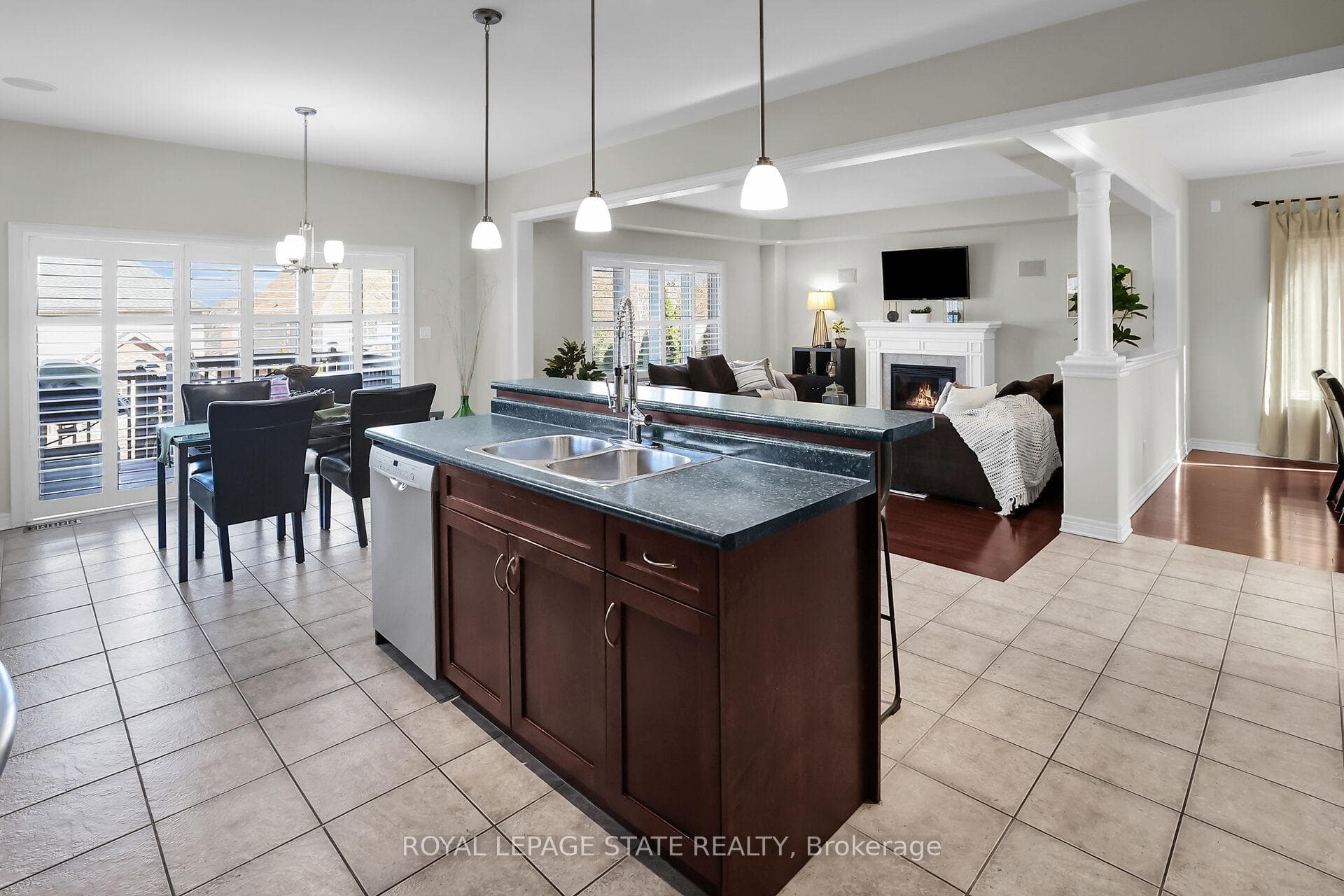 40 Bell Avenue photo 8