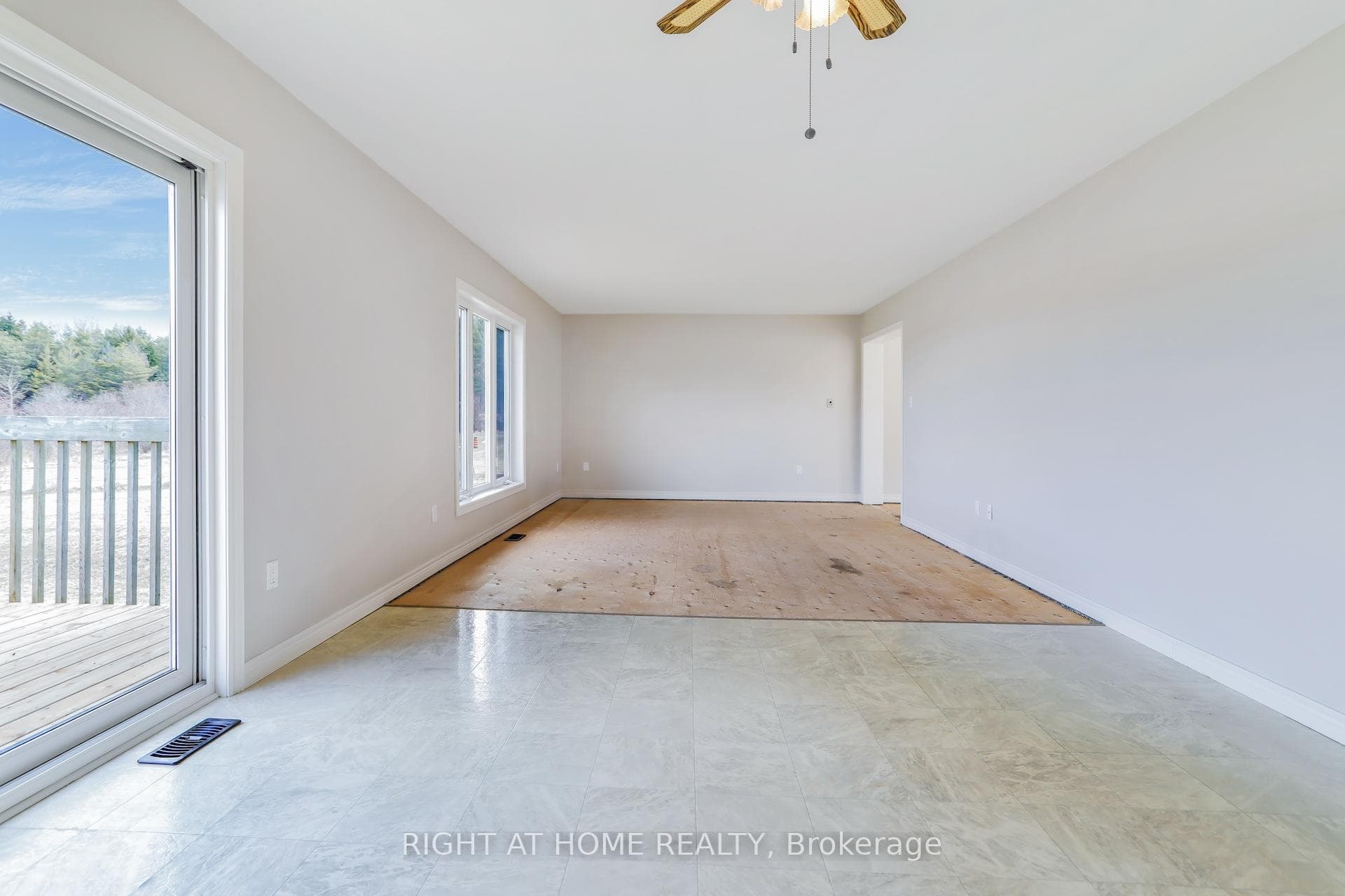 560 Davis Drive photo 21