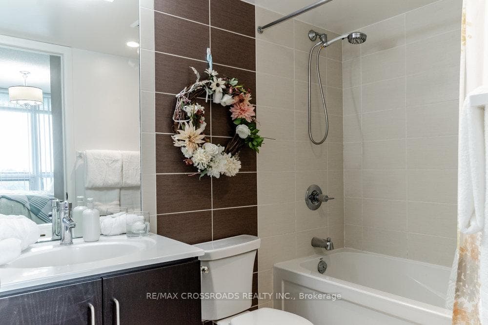 Primary Bedroom Ensuite Bathroom