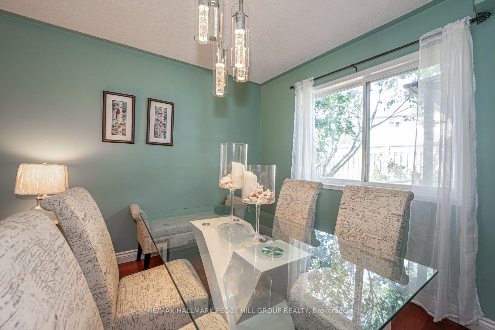 26 Moir Crescent photo 5