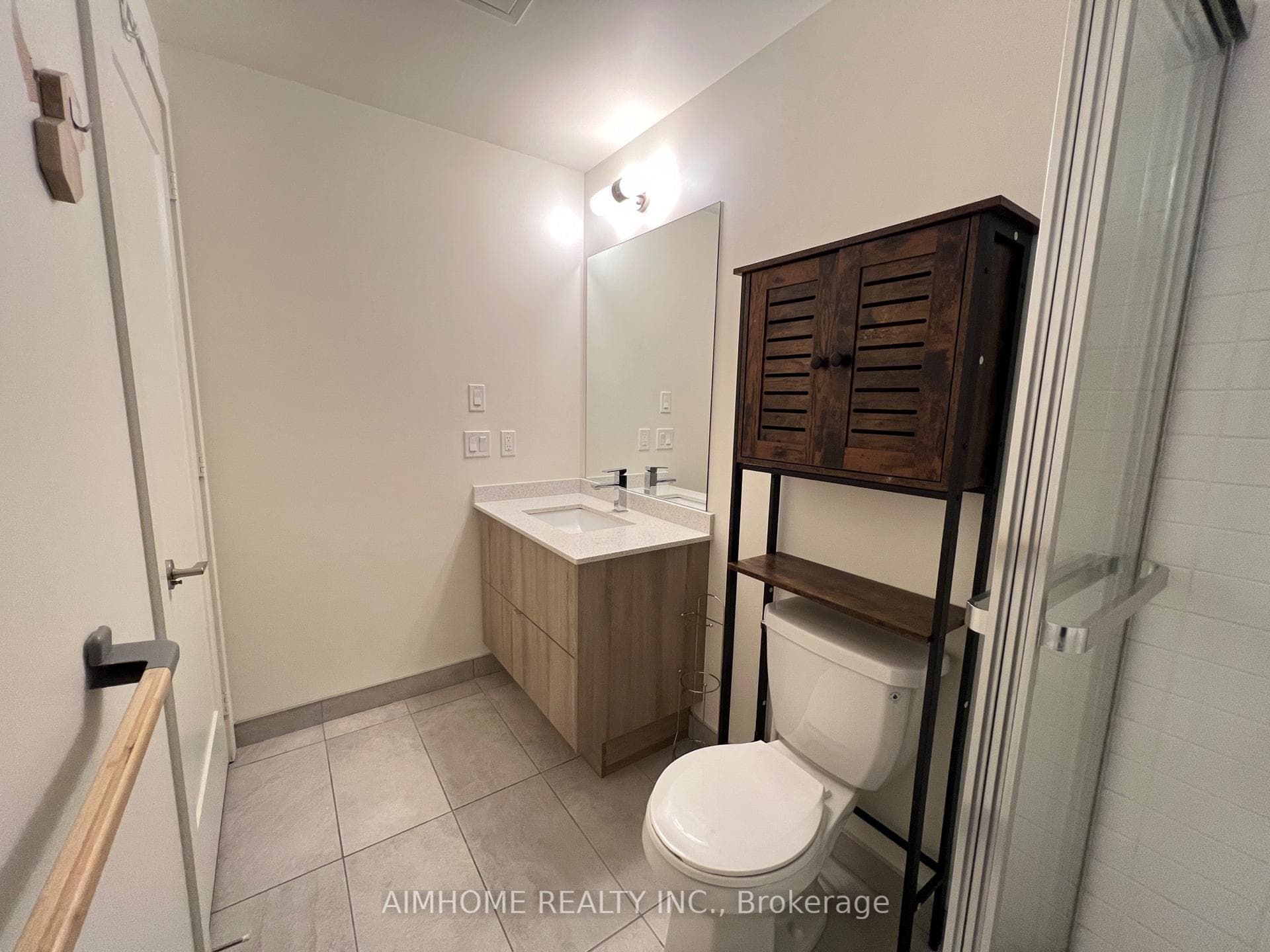 330 Richmond Street Unit 1703 photo 16