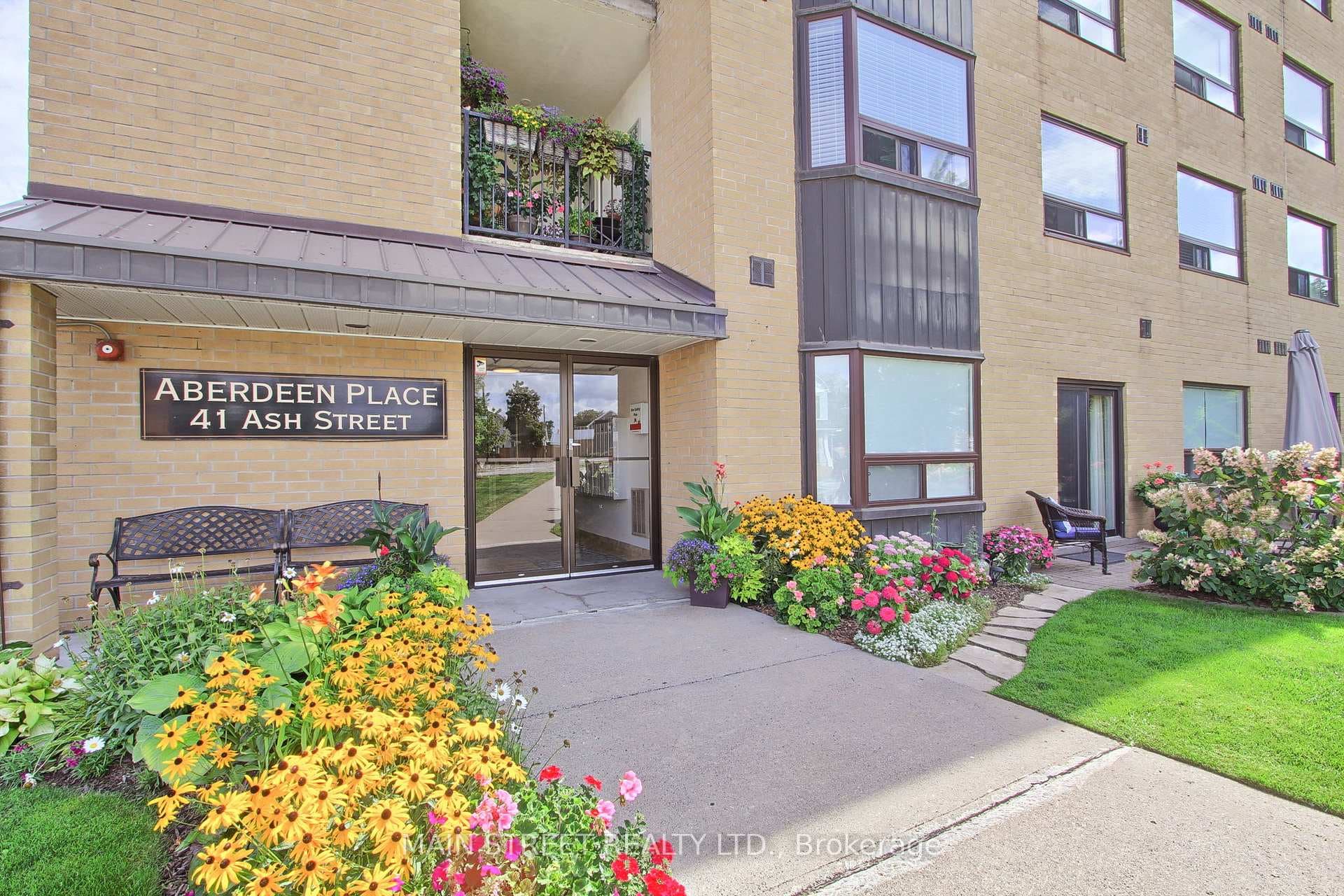 41 Ash Street Unit 202 photo 23