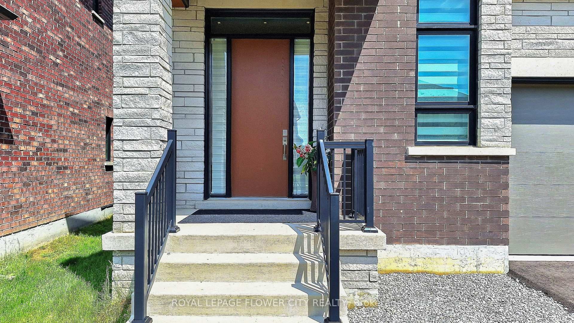 147 Wainfleet Crescent photo 4