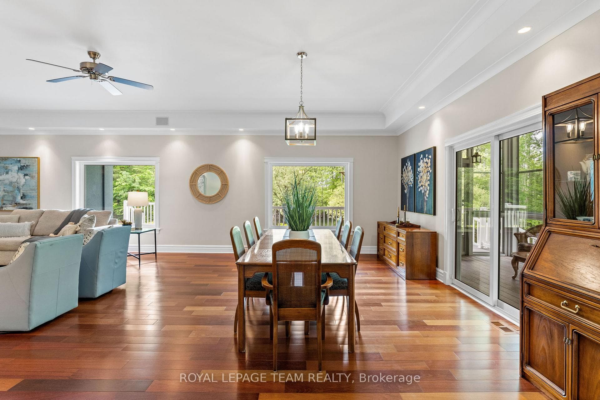 1526 Carsonby Road photo 11