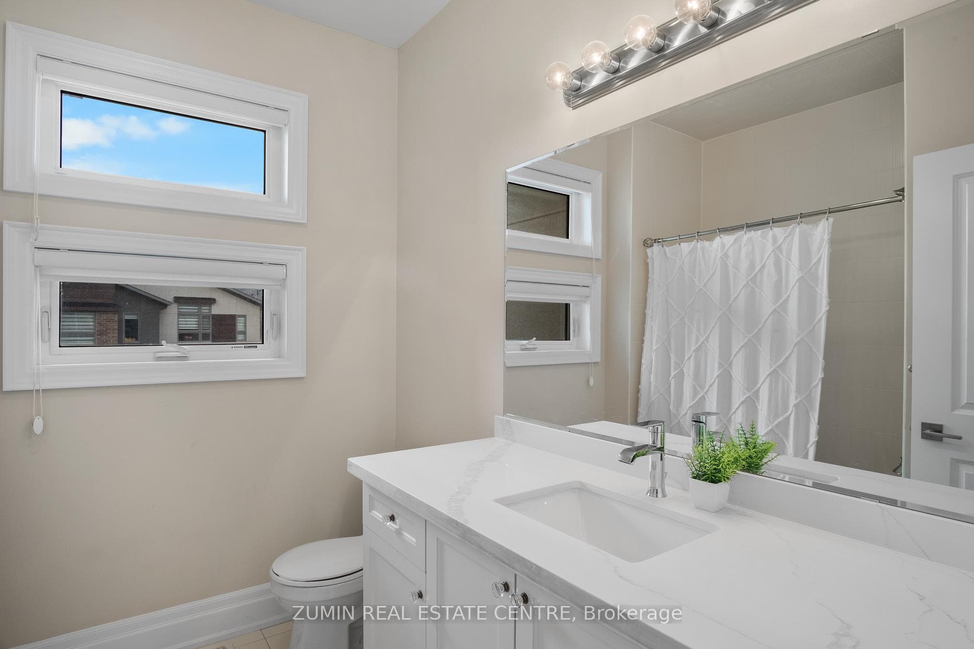 39 Lyle Way photo 21