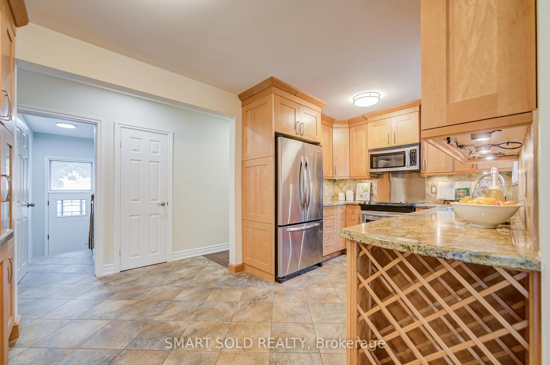 285 Churchill Avenue photo 17