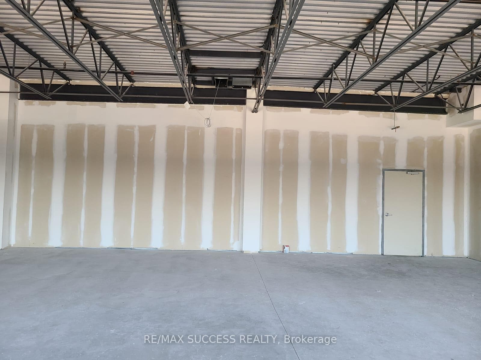 450 Hespeler Road Unit G203 photo 8