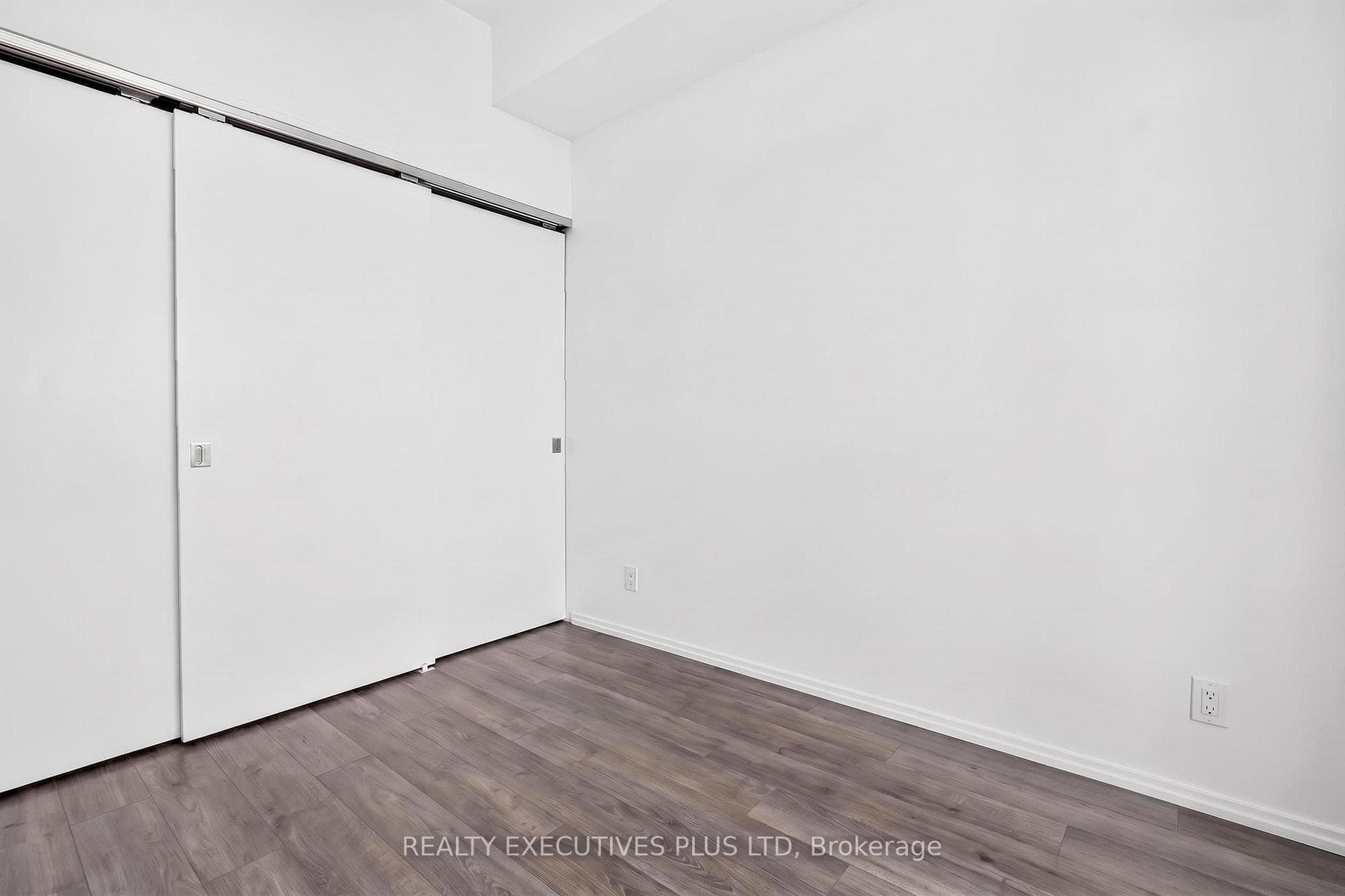 125 Peter Street Unit 3604 photo 22