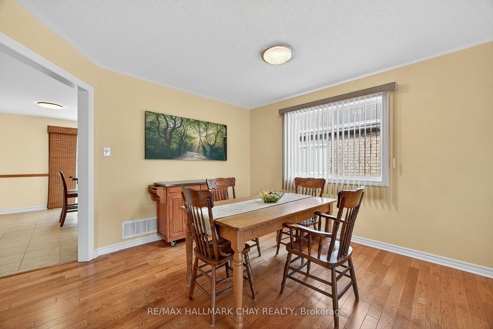 99 Sproule Drive photo 15