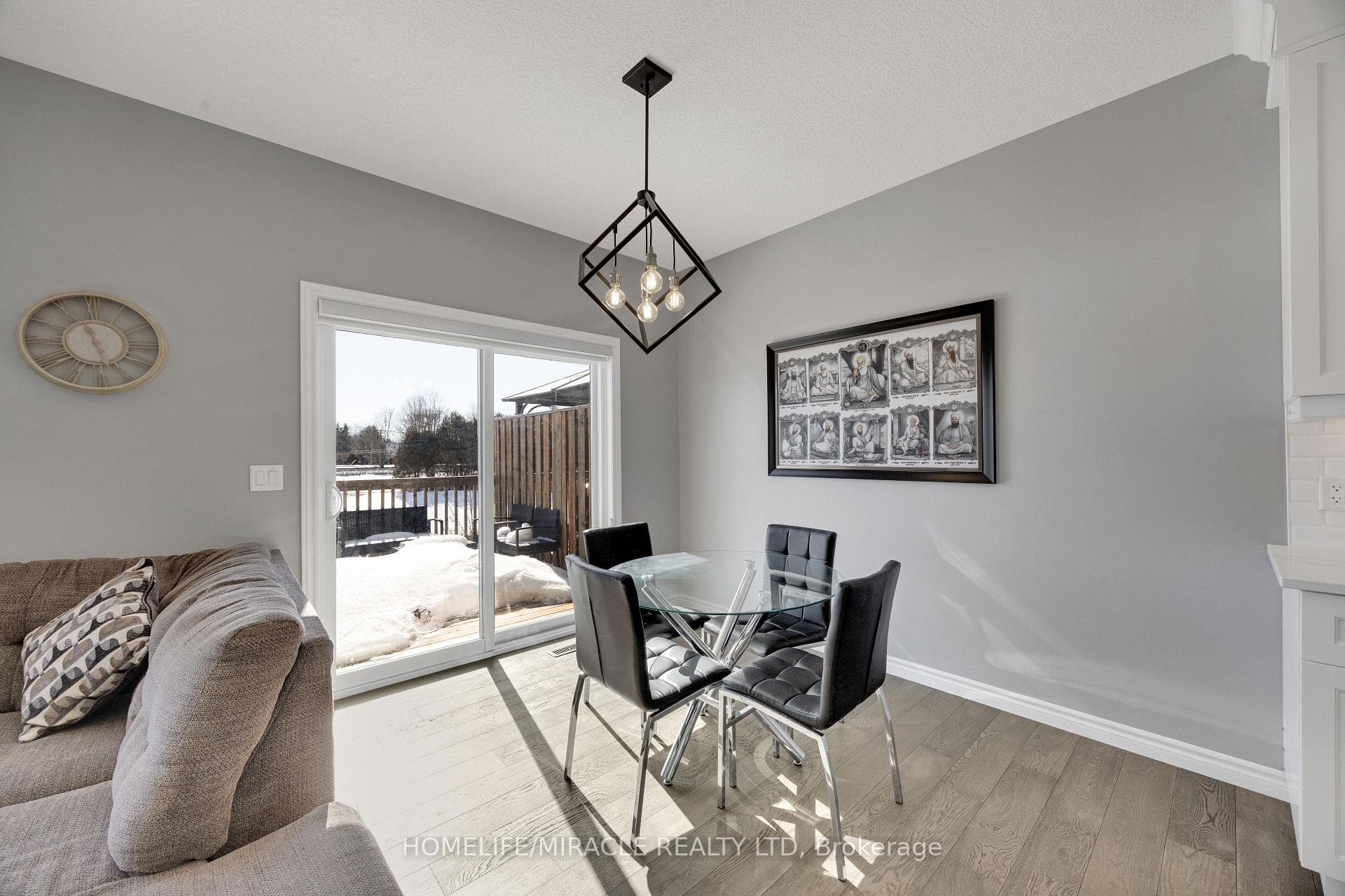 78 Matheson Crescent photo 14