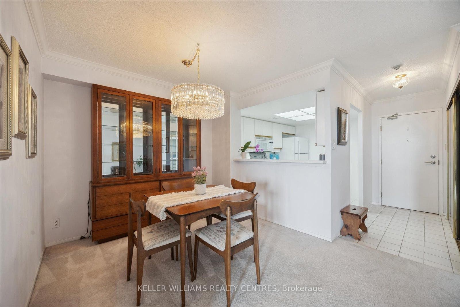 22 Clarissa Drive Unit 912 photo 11