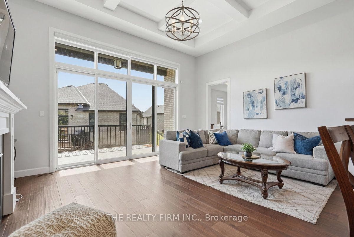 6990 Clayton Walk Unit 1 photo 17