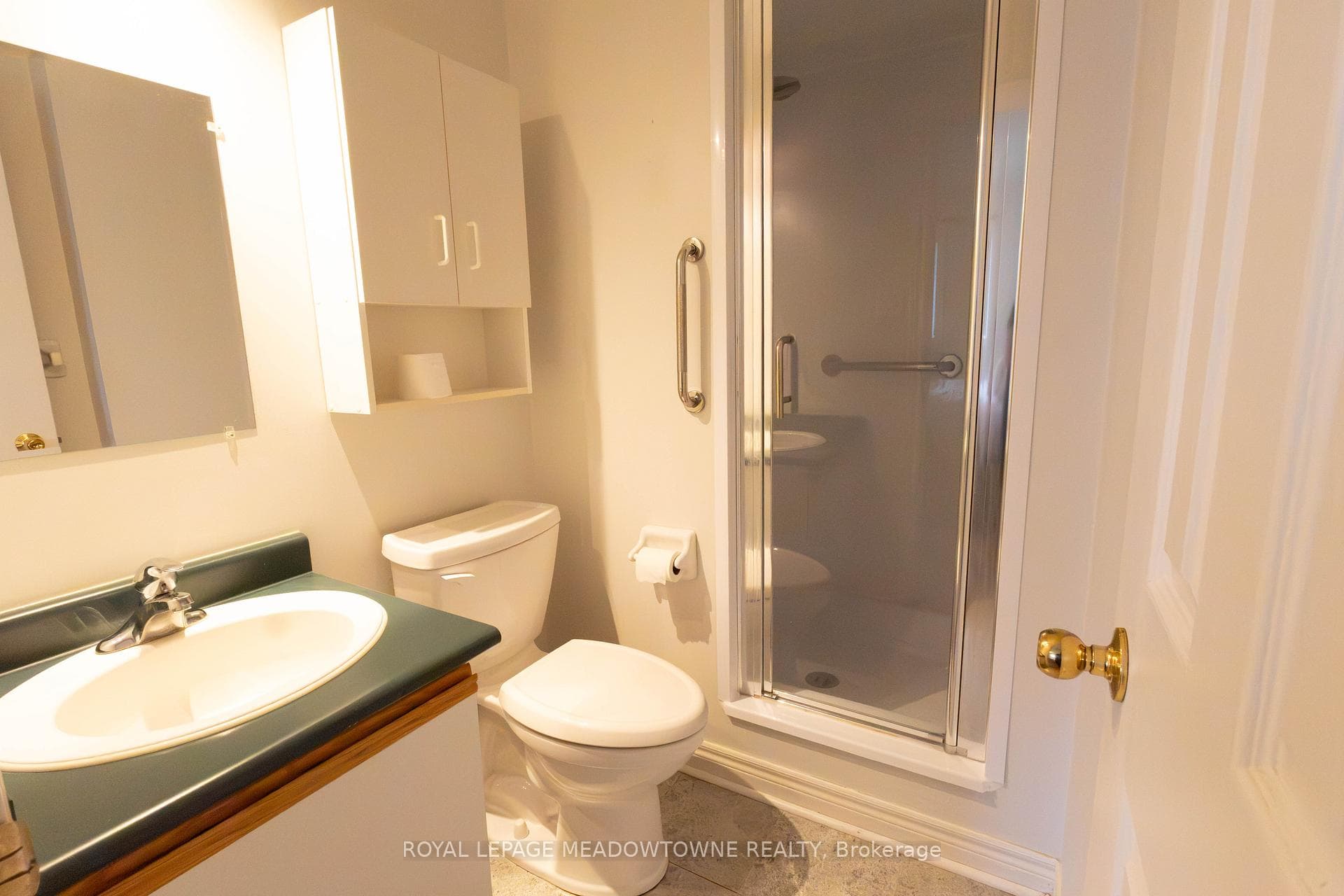 3 pc ensuite