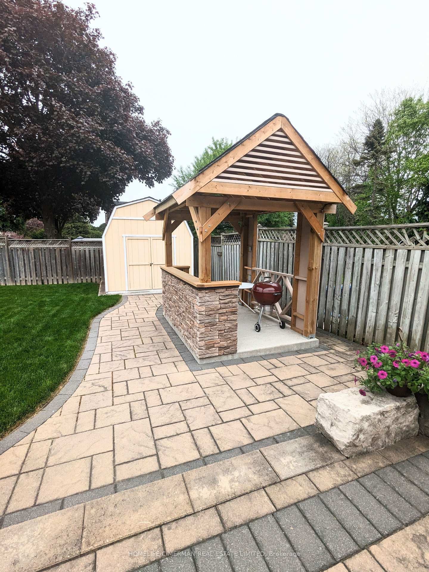 30 Guthrie Crescent photo 40