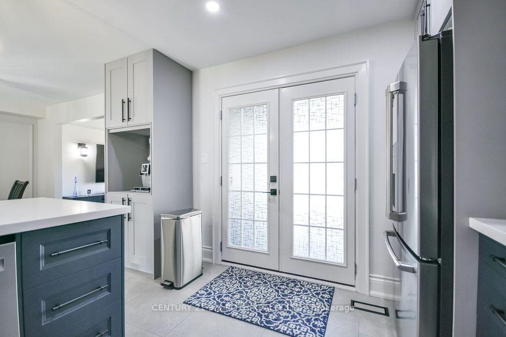 Patio Doors to back yard
