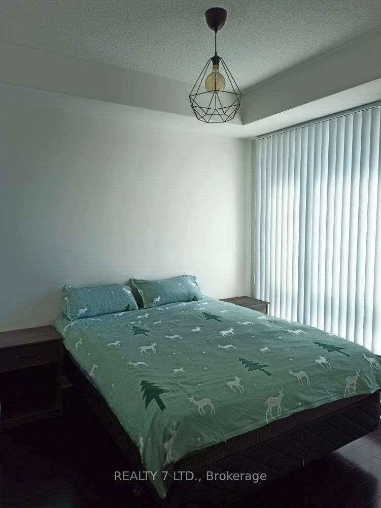 17 Kenaston Gardens Unit 807 photo 14
