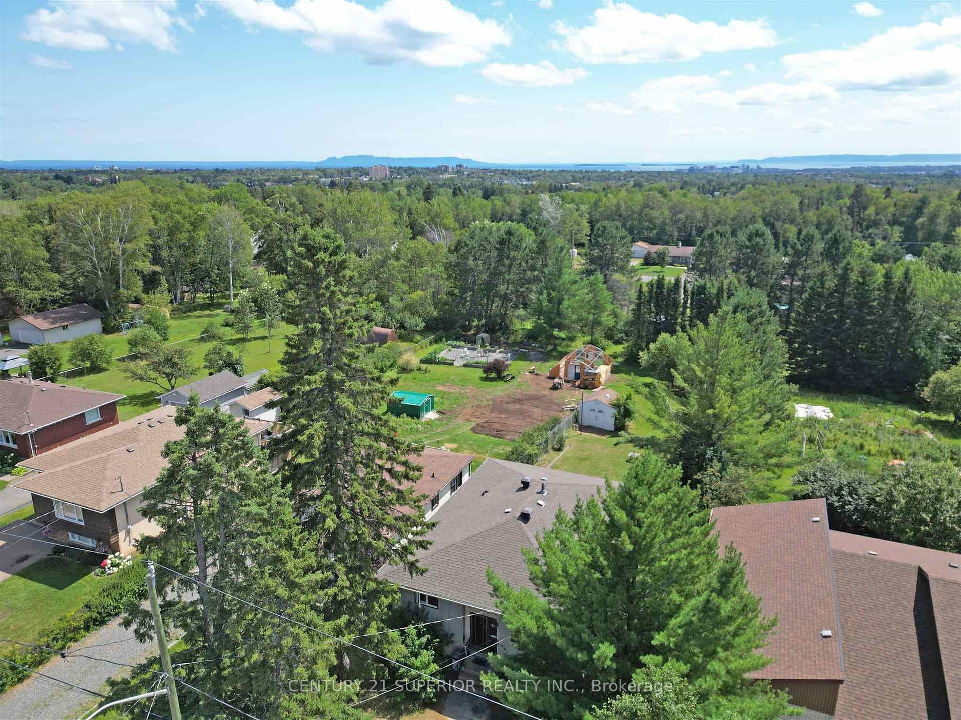 301 Sherwood Drive photo 49