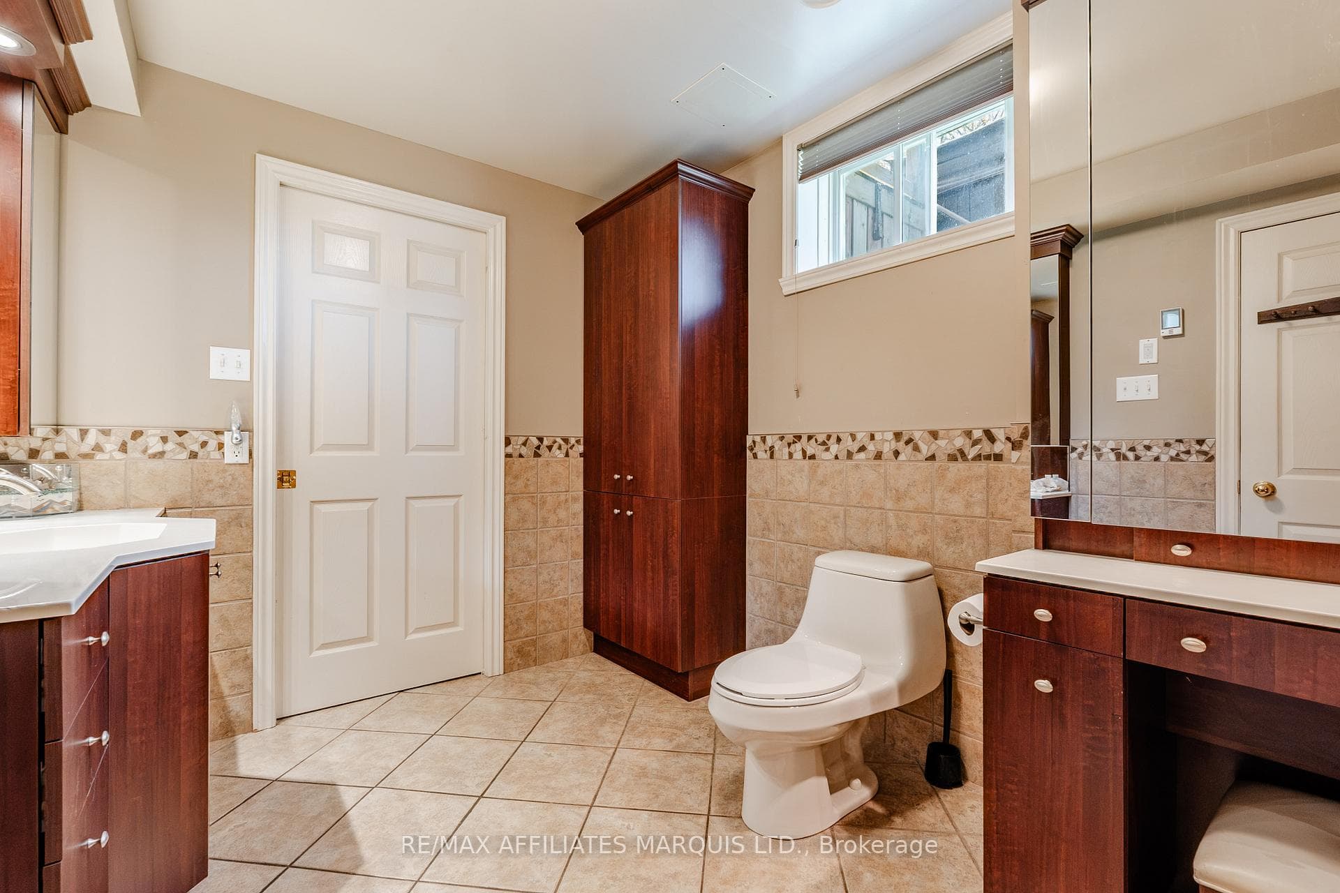 74 Columbia Avenue photo 30