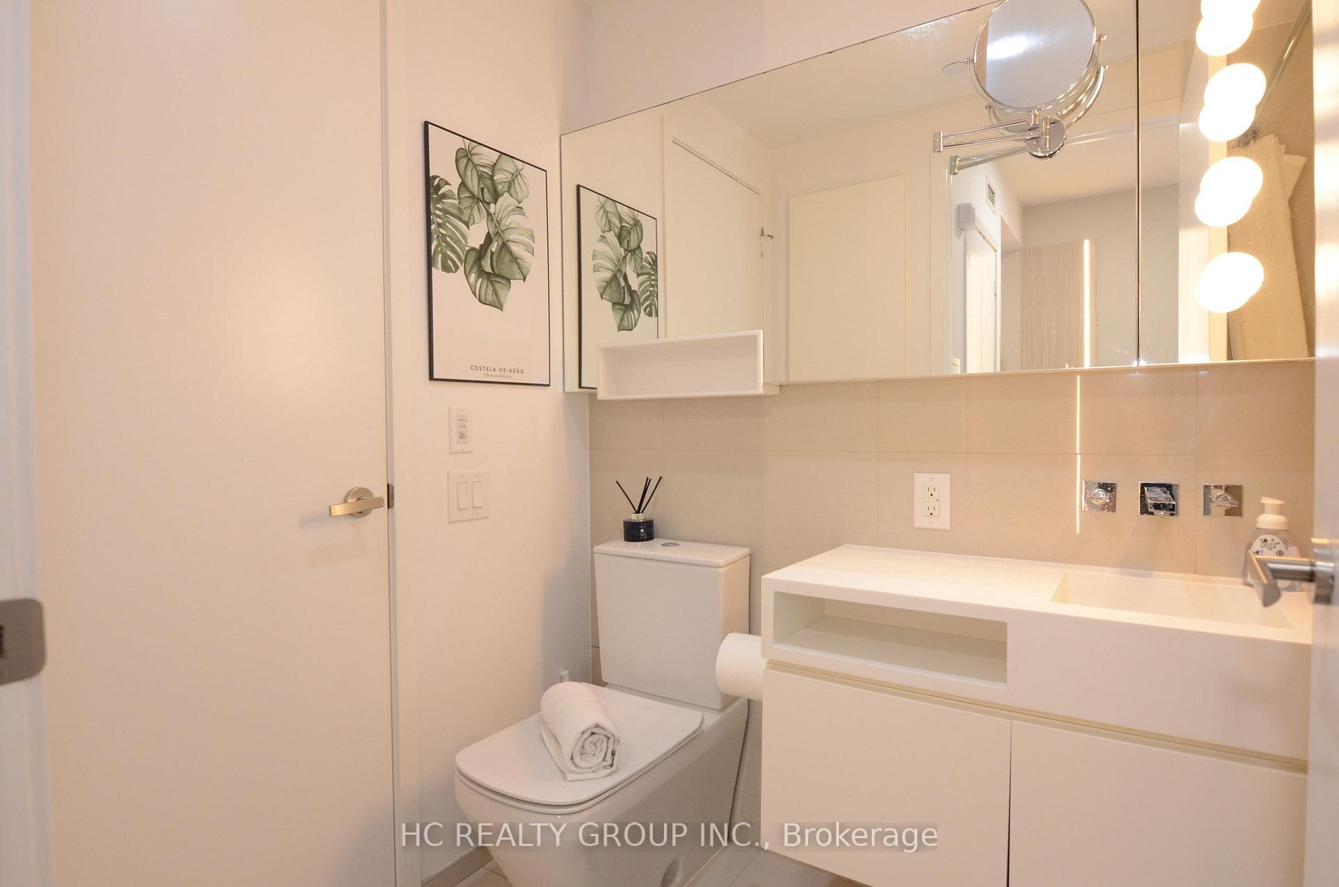 45 Charles Street Unit 1815 photo 5