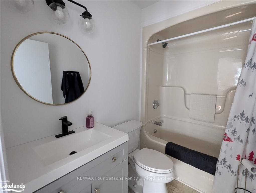 56 ALICE Street Unit 21 photo 21