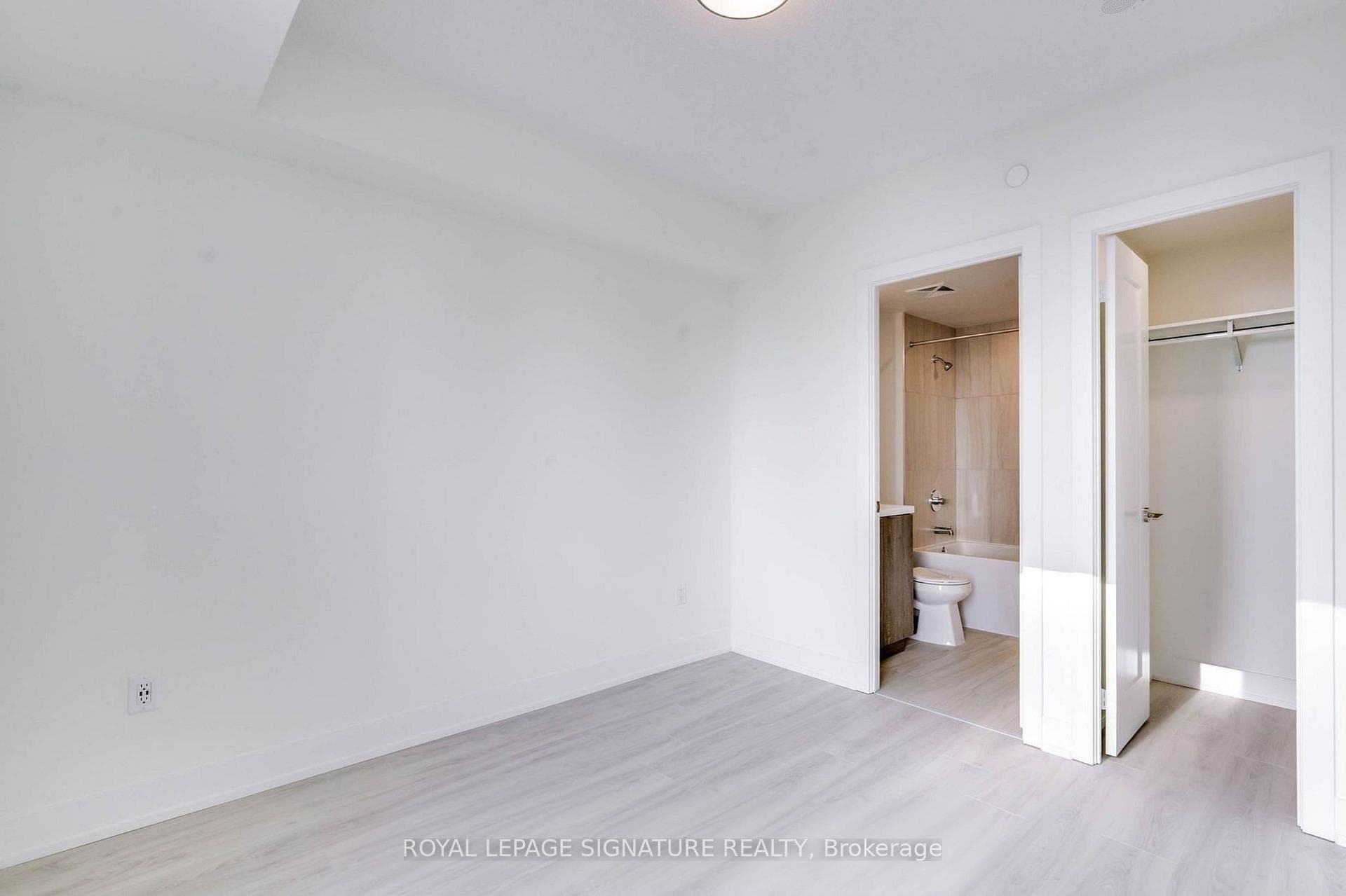 10 Eva Road Unit 2501 photo 14
