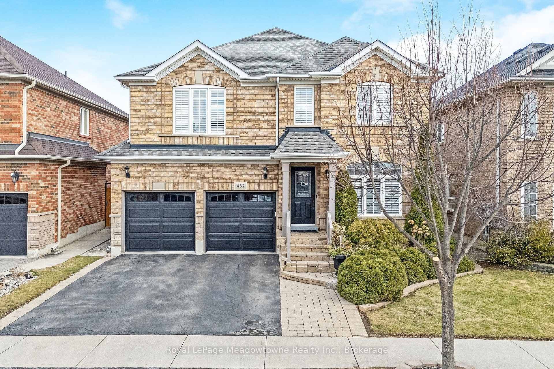 487 Hartley Boulevard photo 3
