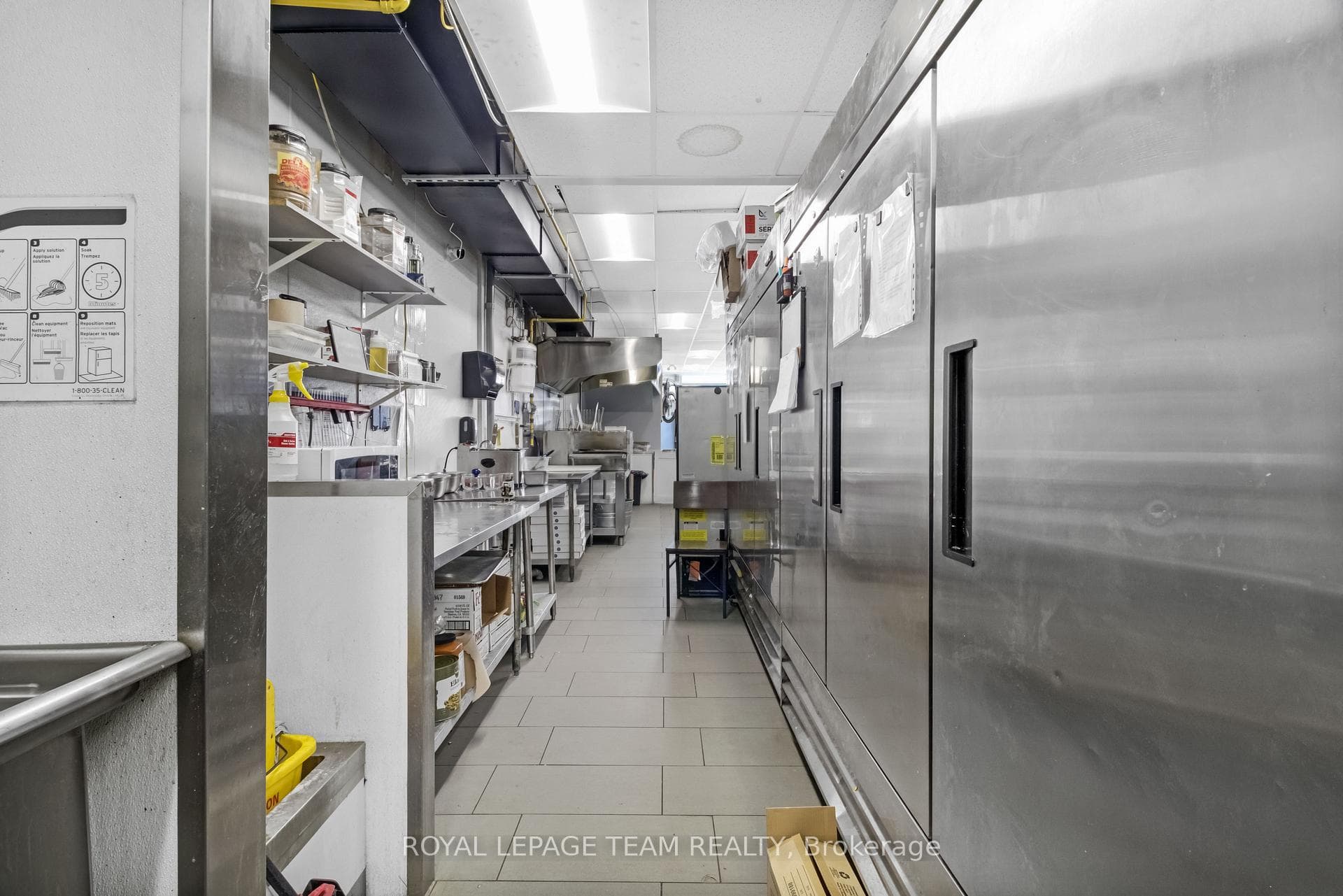 218 Laurier Avenue photo 13