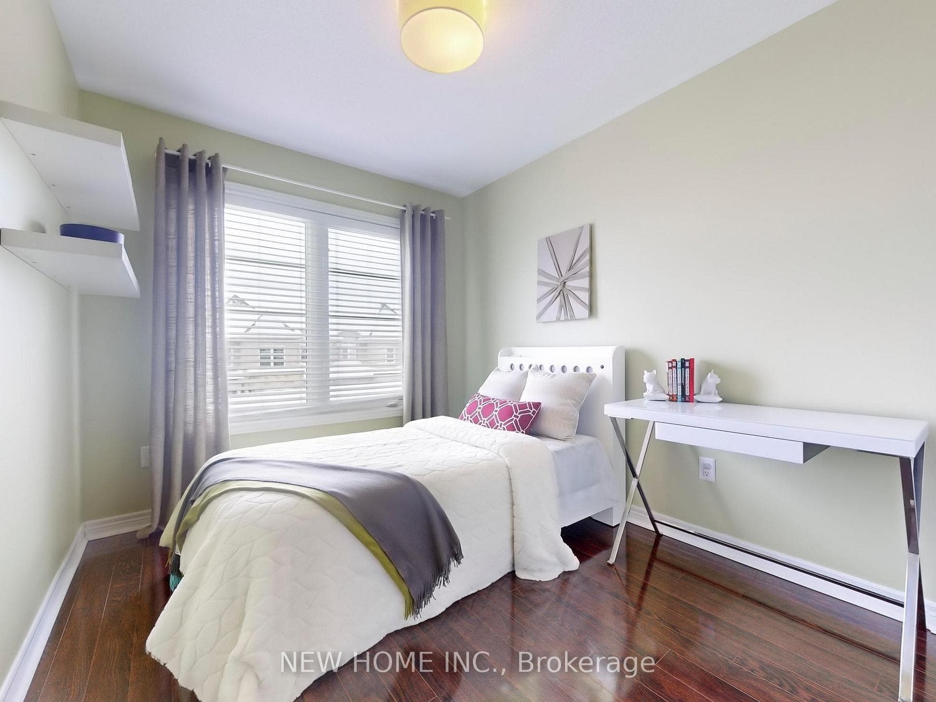 2425 Old Brompton Way photo 30