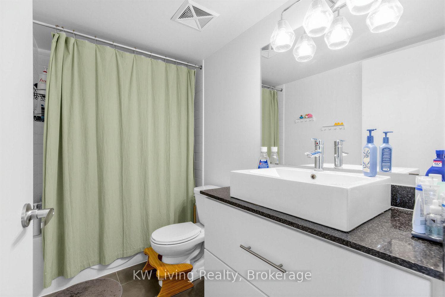 1171 Queen Street Unit 305 photo 26